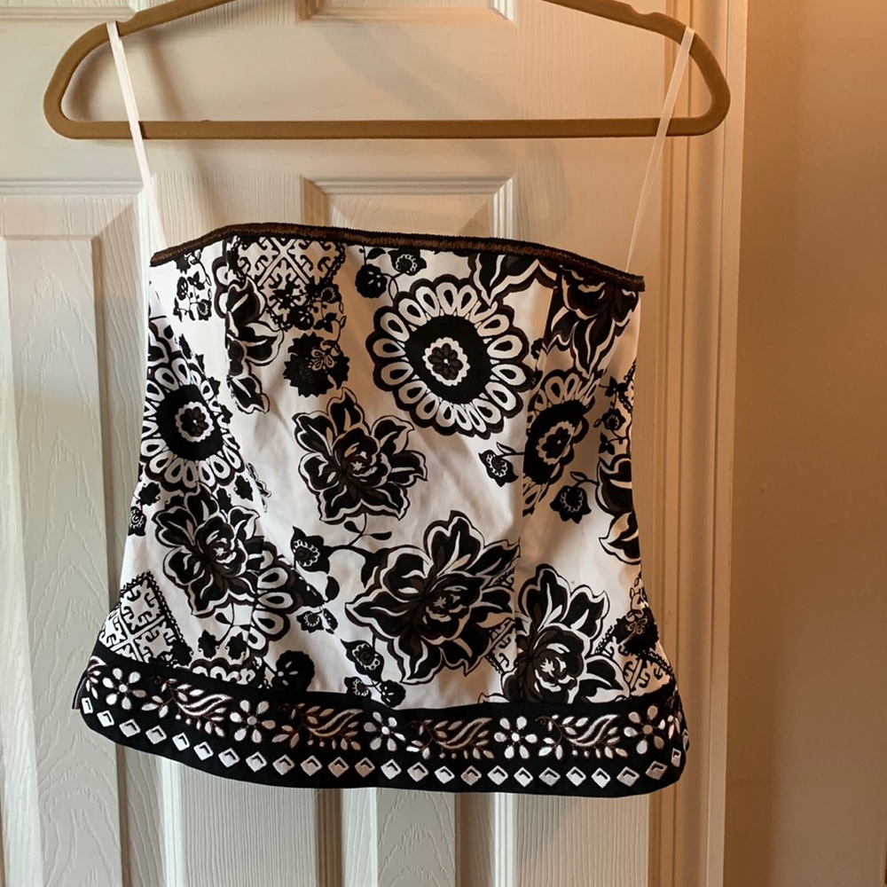 White House Black Market Black and White Floral Strapless Top